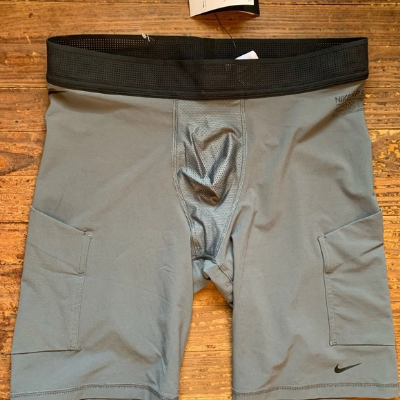 Nike Mens Dri fit ADV Shorts Tight fit NEW - Picture 12 of 13